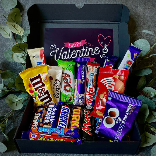 Personalised Luxury Valentines Day Chocolate Hamper Gift - 20 FULL SIZE Chocolate Bars  - Chocolate Gift - Valentines Box Name Tag Keyring