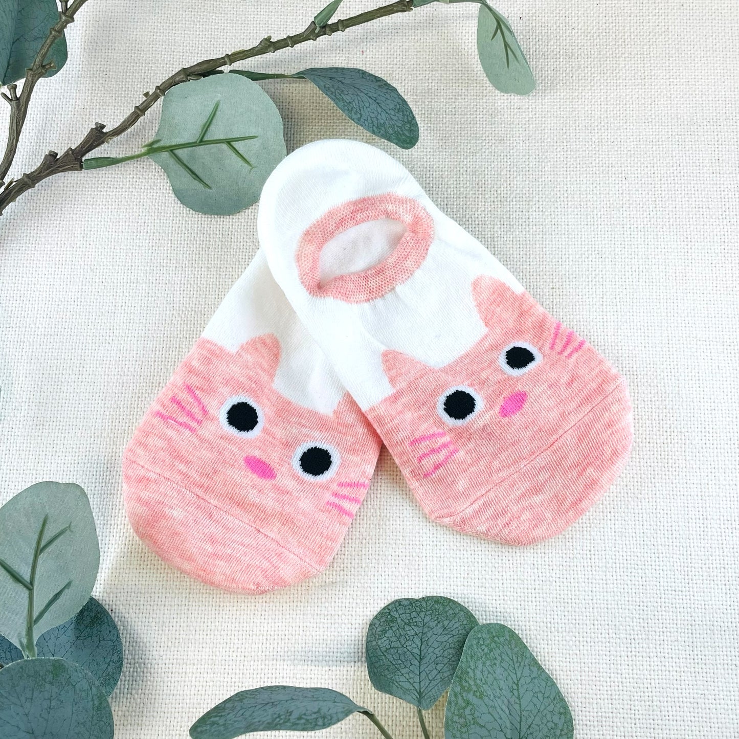 Cute Cat Face Socks - Pink - UK shoe sizes 2-7