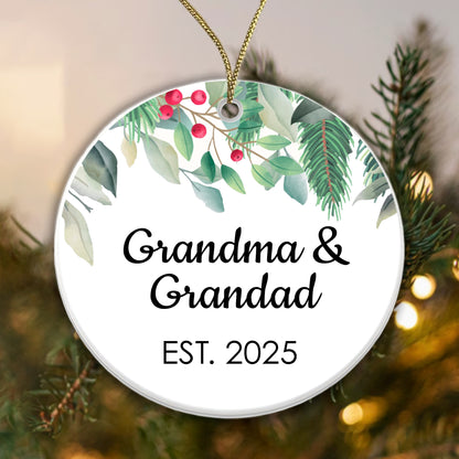 Grandma Grandad Est 2025 Bauble Pregnancy Announcement First Year Grandparents - Ceramic - Gift Boxed